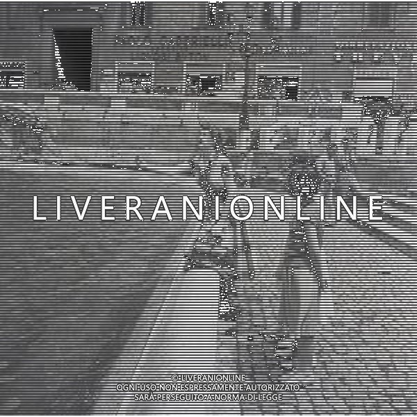 NEG-1950-1955 ROMA FONTANA DI TREVI NELLA FOTO PULIZIA DELLA FONTANA DI TREVI AG ALDO LIVERANI SAS 