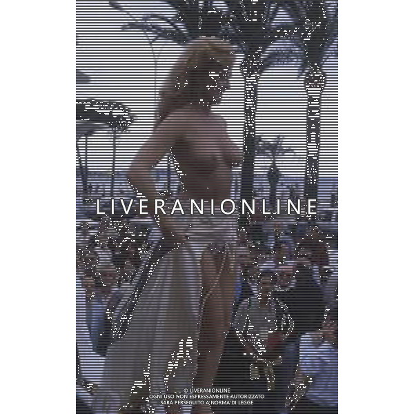 DIAP-RETROSPETTIVA WILLIAMS EDY STARLETTE NELLA FOTO EDY WILLIAMS STARLETTE A CANNES AG ALDO LIVERANI SAS