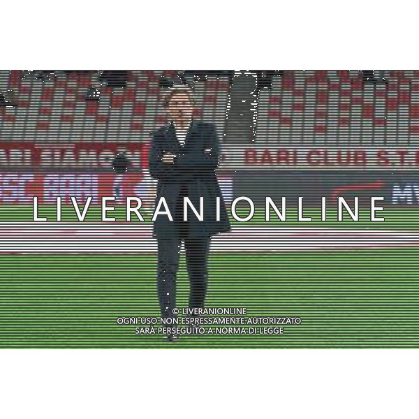 TVEM coach Giovanni Stroppa of US Cremonese during the Italian Serie B match between SSC Bari vs US Cremonese on April 5, 2024 at the San Nicola stadium in Bari, Italy. Photo by Emmanuele Mastrodonato/agenzia Aldo Liverani sas/ AGENZIA ALDO LIVERANI SAS