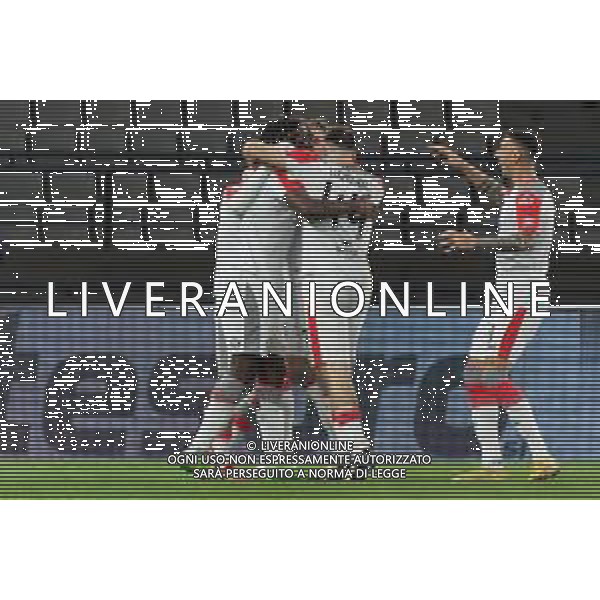 TVEM US players of Cremonese celebrates after scoring a goal during the Italian Serie B match between SSC Bari vs US Cremonese on April 5, 2024 at the San Nicola stadium in Bari, Italy. Photo by Emmanuele Mastrodonato/agenzia Aldo Liverani sas /AGENZIA ALDO LIVERANI SAS