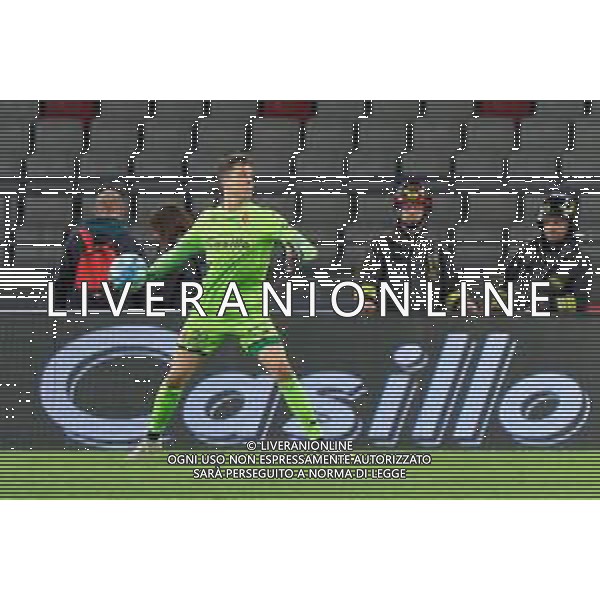 TVEM Oliveira Fraga Costa Brenno of SSC Bari during the Italian Serie B match between SSC Bari vs US Cremonese on April 5, 2024 at the San Nicola stadium in Bari, Italy. Photo by Emmanuele Mastrodonato/agenzia Aldo Liverani sas /AGENZIA ALDO LIVERANI SAS