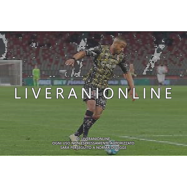 TVEM Davide Diaw of SSC Bari during the Italian Serie B match between SSC Bari vs US Cremonese on April 5, 2024 at the San Nicola stadium in Bari, Italy. Photo by Emmanuele Mastrodonato/agenzia Aldo Liverani sas /AGENZIA ALDO LIVERANI SAS
