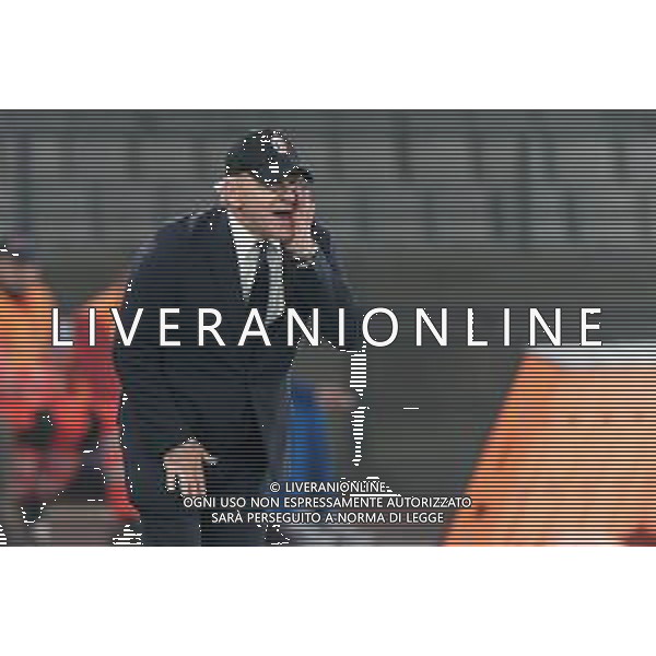 TVEM coach Giuseppe Iachini of SSC Bari during the Italian Serie B match between SSC Bari vs US Cremonese on April 5, 2024 at the San Nicola stadium in Bari, Italy. Photo by Emmanuele Mastrodonato/agenzia Aldo Liverani sas /AGENZIA ALDO LIVERANI SAS