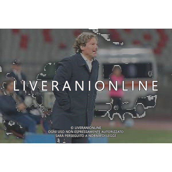 TVEM coach Giovanni Stroppa of US Cremonese and Davide Diaw of SSC Bari during the Italian Serie B match between SSC Bari vs US Cremonese on April 5, 2024 at the San Nicola stadium in Bari, Italy. Photo by Emmanuele Mastrodonato/agenzia Aldo Liverani sas /AGENZIA ALDO LIVERANI SAS