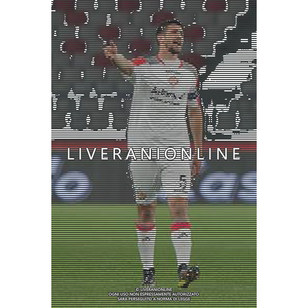 TVEM Luca Ravanelli of US Cremonese during the Italian Serie B match between SSC Bari vs US Cremonese on April 5, 2024 at the San Nicola stadium in Bari, Italy. Photo by Emmanuele Mastrodonato/agenzia Aldo Liverani sas /AGENZIA ALDO LIVERANI SAS
