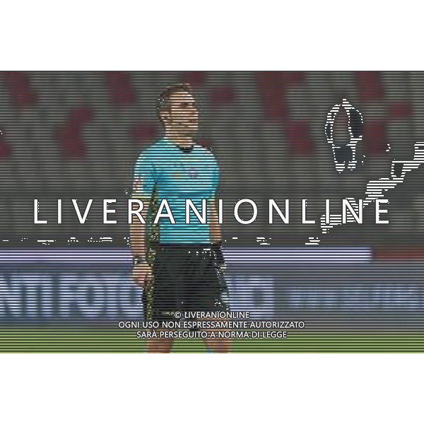 TVEM the referee Alberto Santoro of Messina during the Italian Serie B match between SSC Bari vs US Cremonese on April 5, 2024 at the San Nicola stadium in Bari, Italy. Photo by Emmanuele Mastrodonato/agenzia Aldo Liverani sas /AGENZIA ALDO LIVERANI SAS