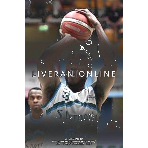 TVRG Cantu\' vs Piacenza nella foto Solomon Young (Cantu\') Acqua San Bernardo Cantu\' vs Assigecio Piacenza Desio (MB) 07-04-2024 PalaFitLine Campionato Serie A2 girone verde - 8a giornata fase a orologio foto Roberto Garavaglia/Agenzia Aldo Liverani sas/ AGENZIA ALDO LIVERANI SAS