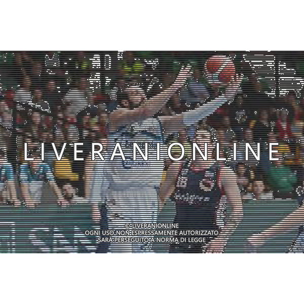 TVRG Cantu\' vs Piacenza nella foto Riccardo Moraschini (Cantu\') Acqua San Bernardo Cantu\' vs Assigecio Piacenza Desio (MB) 07-04-2024 PalaFitLine Campionato Serie A2 girone verde - 8a giornata fase a orologio foto Roberto Garavaglia/Agenzia Aldo Liverani sas/ AGENZIA ALDO LIVERANI SAS