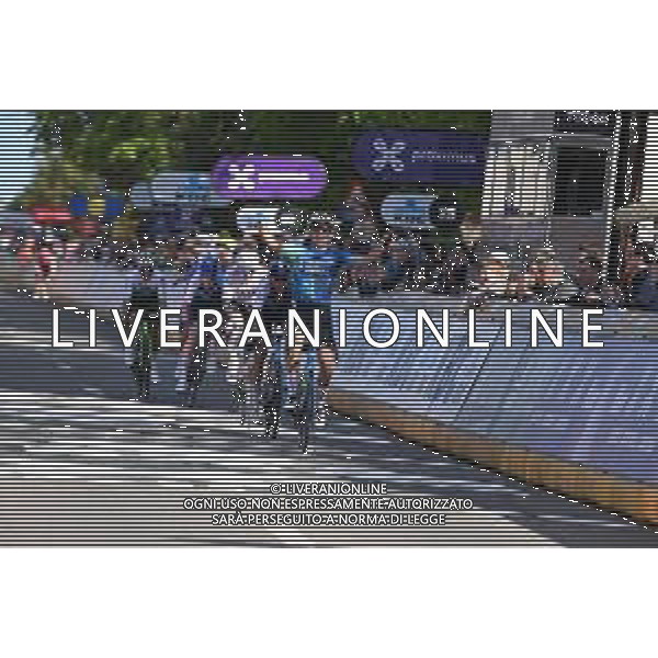 10-04-2024 Brabantse Pijl; 2024, Decathlon - Ag2r La Mondiale; 2024, Israel - Premier Tech; 2024, Uae Team Emirates; Cosnefroy, Benoit; Teuns, Dylan; Wellens, Tim; Overijse; ©SIROTTI/AGENZIA ALDO LIVERANI SAS