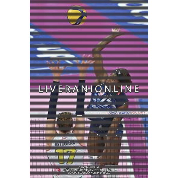 TVRG Milano vs Scandicci nella foto Myriam Sylla (Vero Volley Milano) Milano 10-04-2024 Allianz Cloud - PalaLido Allianz Vero Volley Milano vs Pallavolo Scandicci Savino Del Bene Playoff Serie A1 Tigotà - gara 2 semifinali foto Roberto Garavaglia/Agenzia Aldo Liverani sas/AGENZIA ALDO LIVERANI SAS