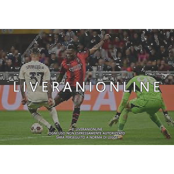 Milan vs Roma nella foto Rafael Leao (Milan) occasione da gol Milano 11-04-2024 Stadio Giuseppe Meazza - San Siro UEFA Europa League - quarti di finale gara di andata foto Roberto Garavaglia/Agenzia Aldo Liverani sas/AGENZIA ALDO LIVERANI SAS