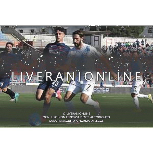 Foto Andrea Rosito 13 Aprile 2024 Cosenza, Italia - sport, calcio - Cosenza vs Palermo - Campionato di calcio Serie BKT 2023/2024 - Stadio-San Vito-Gigi Marulla - Nella foto: Michael Venturi e Leonardo Mancuso