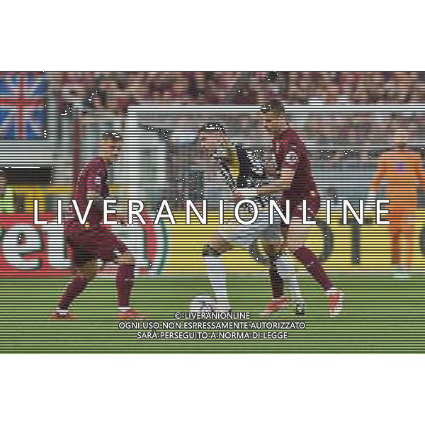 Torino 13.04.2023 Stadio Grande Torino ©Alessandro Falzone/Agenzia Aldo Liverani Torino vs Juventus Campionato Calcio Serie A TIM 2023/2024 32a giornata Nella foto: DUSAN VLAHOVIC- ALESSANDRO BUONGIORNO-KAROL LINETTI ©Falzone / AGENZIA ALDO LIVERANI SAS