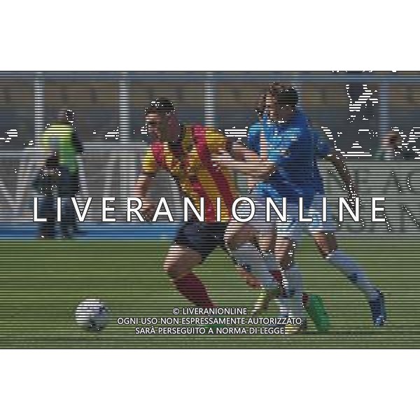 TVEM Roberto Piccoli of US Lecce in action against Szymon Zurkowski of Empoli FC during the Italian soccer Serie A match US Lecce vs Empoli on April 13, 2024 at Via del Mare Stadium in Lecce, Italy. Photo Emmanuele Mastrodonato/agenzia Liverani / AGENZIA ALDO LIVERANI SAS