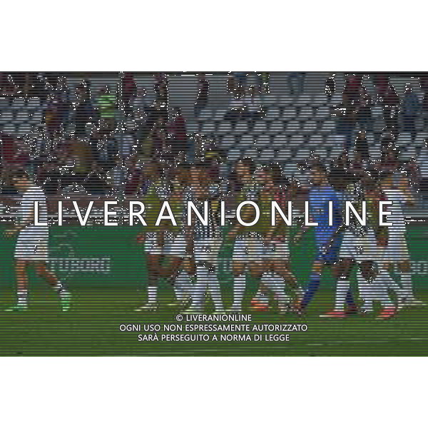 Torino 13.04.2023 Stadio Grande Torino ©Alessandro Falzone/Agenzia Aldo Liverani Torino vs Juventus Campionato Calcio Serie A TIM 2023/2024 32a giornata Nella foto: CHIESA e compagni lasciano il campo a fine derby