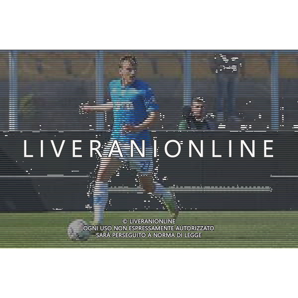 TVEM Szymon Zurkowski of Empoli FC during the Italian soccer Serie A match US Lecce vs Empoli on April 13, 2024 at Via del Mare Stadium in Lecce, Italy. Photo Emmanuele Mastrodonato/agenzia Liverani/ AGENZIA ALDO LIVERANI SAS