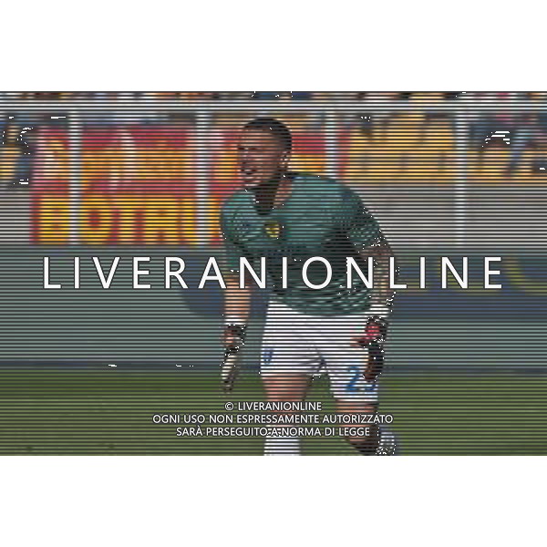 TVEM Elia Caprile of Empoli FC during the Italian soccer Serie A match US Lecce vs Empoli on April 13, 2024 at Via del Mare Stadium in Lecce, Italy. Photo Emmanuele Mastrodonato/agenzia Liverani/ AGENZIA ALDO LIVERANI SAS