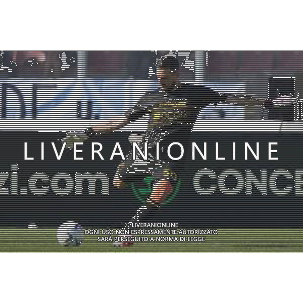 TVEM Wladimiro Falcone of US Lecce during the Italian soccer Serie A match US Lecce vs Empoli on April 13, 2024 at Via del Mare Stadium in Lecce, Italy. Photo Emmanuele Mastrodonato/agenzia Liverani/ AGENZIA ALDO LIVERANI SAS