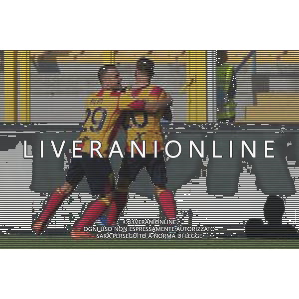 TVEM Alexis Blin of US Lecce and Ylber Ramadani of US Lecce celebrates the victory during the Italian soccer Serie A match US Lecce vs Empoli on April 13, 2024 at Via del Mare Stadium in Lecce, Italy. Photo Emmanuele Mastrodonato/agenzia Liverani/ AGENZIA ALDO LIVERANI SAS