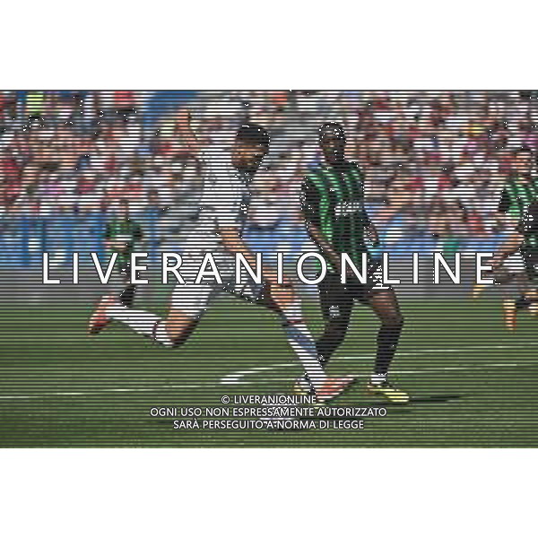 Sassuolo vs Milan nella foto Ruben Loftus-Cheek (Milan) Reggio Emilia 14-04-2024 Mapei Stadium - Stadio Città del Tricolore Campionato Serie A TIM - 32a giornata foto Roberto Garavaglia/Agenzia Aldo Liverani sas/ AGENZIA ALDO LIVERANI SAS