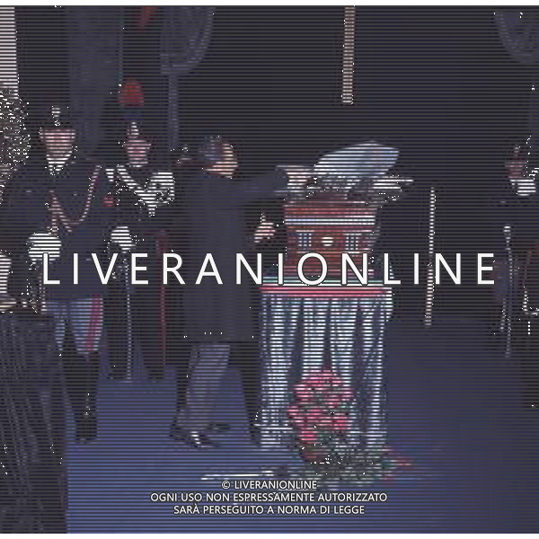COL-1972 MIILANO QUESTURA CENTRALE CAMERA ARDENTE DEL COMMISSARIO DI POLIZIA LUIGI CALABRESI AG ALDO LIVERANI SAS