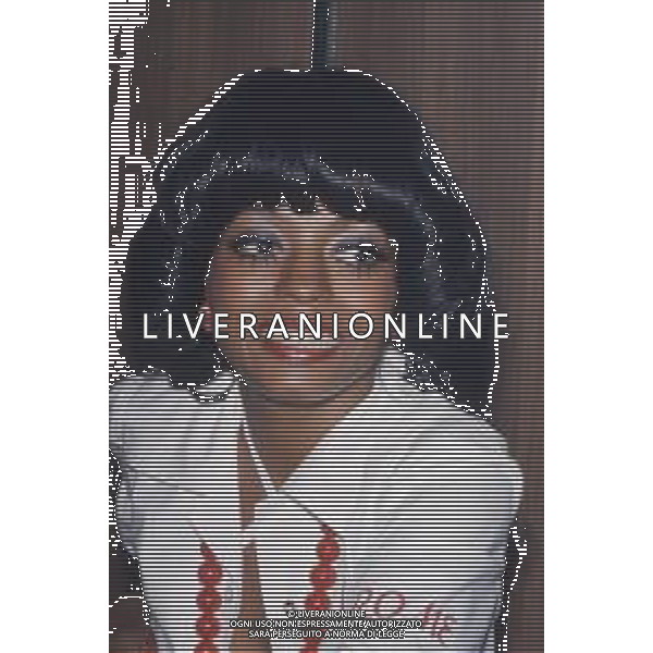 COL-RETROSPETTIVA DIANA ROSS CANTANTE NELLA FOTO DIANA ROSS A CANNES NELL\'ANNO 1973 AG ALDO LIVERANI SAS