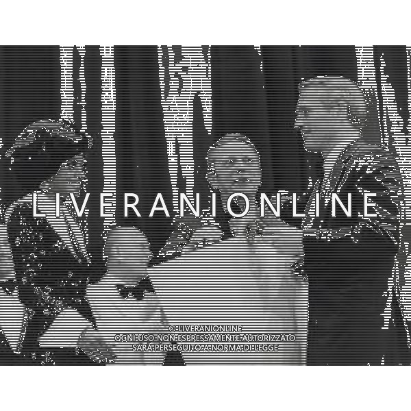 COL-RETROSPETTIVA DIANA ROSS CANTANTE NELLA FOTO DIANA ROSS A CANNES NELL\'ANNO 1973 AG ALDO LIVERANI SAS