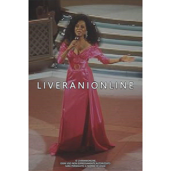 DIAP-RETROSPETTIVA DIANA ROSS CANTANTE NELLA FOTO DIANA ROSS OSPITE AL FESTIVAL DI SANREMO NELL\'ANNO 1993 AG ALDO LIVERANI SAS