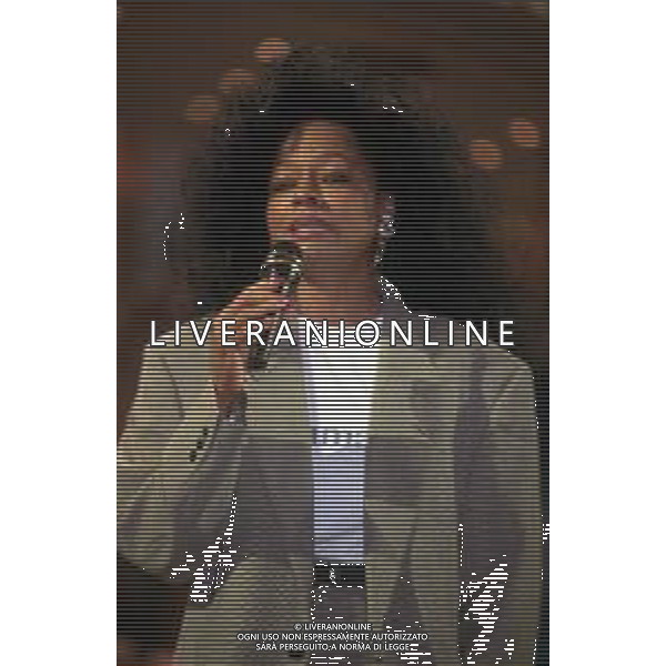 DIAP-RETROSPETTIVA DIANA ROSS CANTANTE NELLA FOTO DIANA ROSS NELL\'ANNO 1996 AG ALDO LIVERANI SAS 