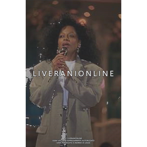 DIAP-RETROSPETTIVA DIANA ROSS CANTANTE NELLA FOTO DIANA ROSS NELL\'ANNO 1996 AG ALDO LIVERANI SAS 