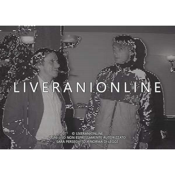 NEG-RETROSPETTIVA ROBERTO VECCHIONI CANTANTE NELLA FOTO ROBERTO VECCHIONI CON DAVIDE FONTOLAN NELL\'ANNO 1990-1991 AD APPIANO GENTILE IN VISITA AL RITIRO INTER AG ALDO LIVERANI SAS  