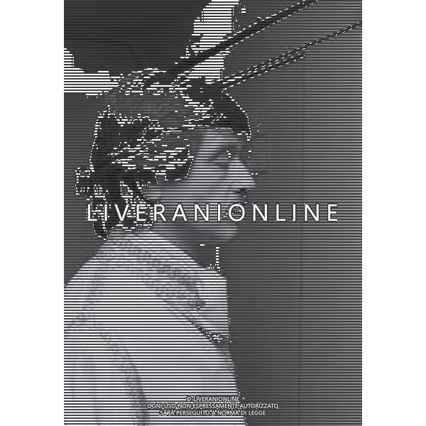 NEG-RETROSPETTIVA CORRADO PANI ATTORE NELLA FOTO CORRADO PANI A MILANO IN TEATRO NELL\'ANNO 1980 AG ALDO LIVERANI SAS  