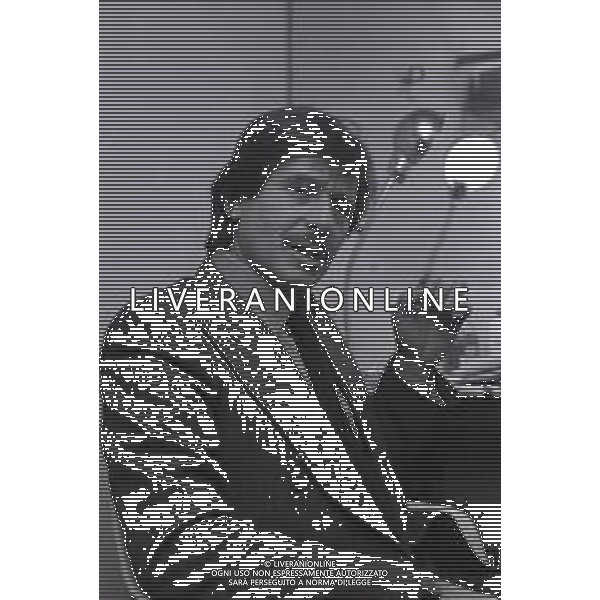 NEG-RETROSPETTIVA CORRADO PANI ATTORE NELLA FOTO CORRADO PANI A MILANO IN TEATRO NELL\'ANNO 1980 AG ALDO LIVERANI SAS  