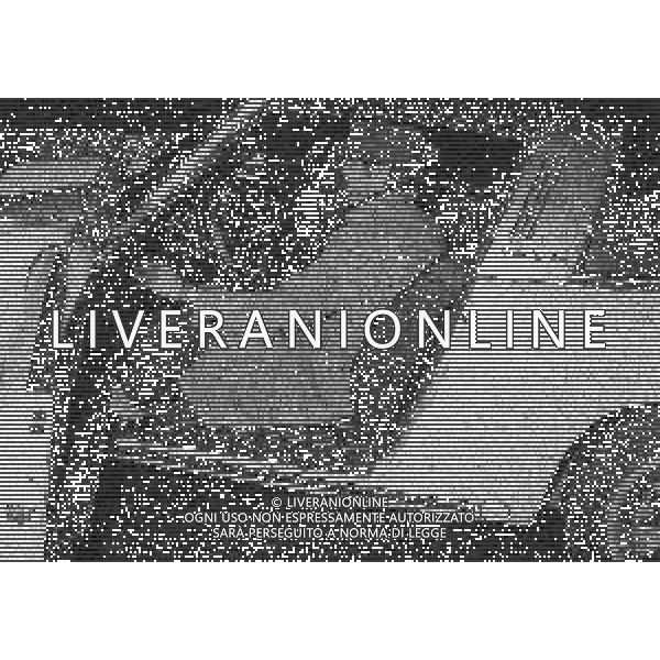 NEG-RETROSPETTIVA CORRADO PANI ATTORE NELLA FOTO CORRADO PANI A MILANO IN TEATRO NELL\'ANNO 1980 AG ALDO LIVERANI SAS  