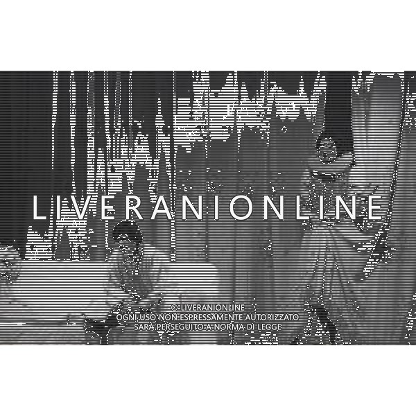 NEG-RETROSPETTIVA CORRADO PANI ATTORE NELLA FOTO CORRADO PANI A MILANO IN TEATRO NELL\'ANNO 1980 AG ALDO LIVERANI SAS  