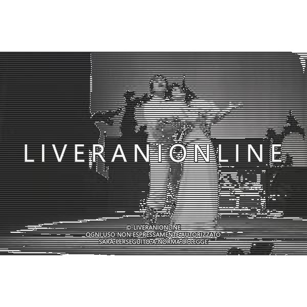 NEG-RETROSPETTIVA CORRADO PANI ATTORE NELLA FOTO CORRADO PANI A MILANO IN TEATRO NELL\'ANNO 1980 AG ALDO LIVERANI SAS  