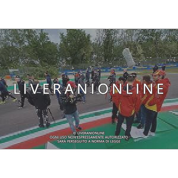 IMOLA GIOVEDI 18 04 2024 AUTODROMO ENZO E DINO FERRARI WEC 6 ORE DI IMOLA NELLA FOTO ANTONIO GIOVINAZZI ALESSANDRO PIER GUIDI E JAMES CALADO A TAMBURELLO SULLO SFONDO ALBERO CADUTO ©SANNA/ AGENZIA ALDO LIVERANI SAS  
