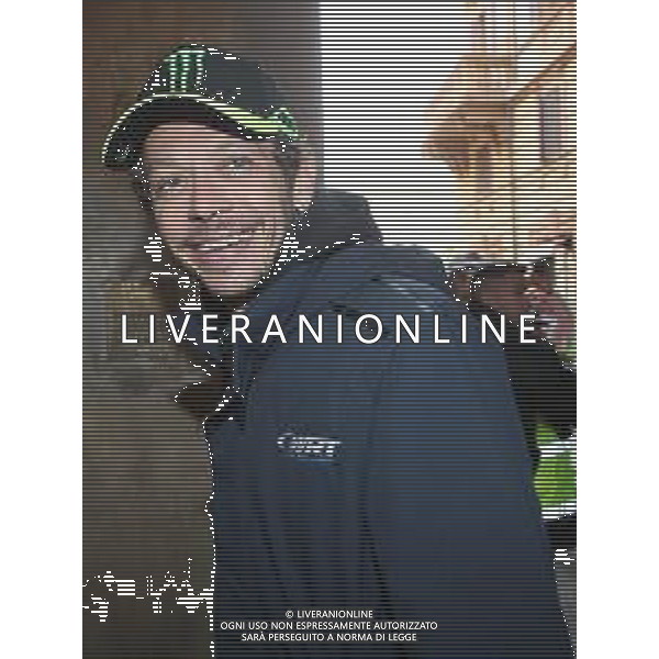 IMOLA 18 04 2024 WEC 6 ORE DI IMOLA PILOTI IN PIAZZA MATTEOTI CON I TIFOSI NELLA FOTO VALENTINO ROSSI BMW M4 LMGT3 FOTO GIANNI SANNA-AG ALDO LIVERANI SAS