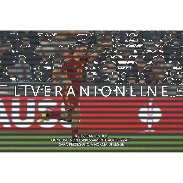 Roma vs Milan - Europa League quarti di finale - Gara di ritorno - Stadio Olimpico - Roma 18-04-2024 nella foto Esultanza dopo il gol di paulo Dybala ©Federico Gaetano / AGENZIA ALDO LIVERANI SAS  