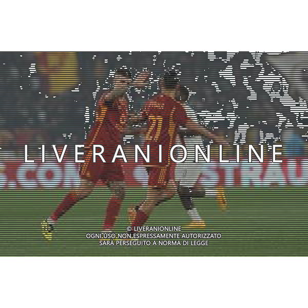 Roma vs Milan - Europa League quarti di finale - Gara di ritorno - Stadio Olimpico - Roma 18-04-2024 nella foto Esultanza dopo il gol di paulo Dybala con gianluca mancini ©Federico Gaetano / AGENZIA ALDO LIVERANI SAS  