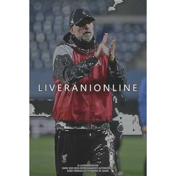 TVRG Atalanta vs Liverpool nella foto Jurgen Klopp allenatore Liverpool applaude i tifosi Atalanta a fine gara Bergamo 18-04-2024 Gewiss Stadium UEFA Europa League - quarti di finale gara di ritorno foto Roberto Garavaglia/Agenzia Aldo Liverani sas/ AGENZIA ALDO LIVERANI SAS  