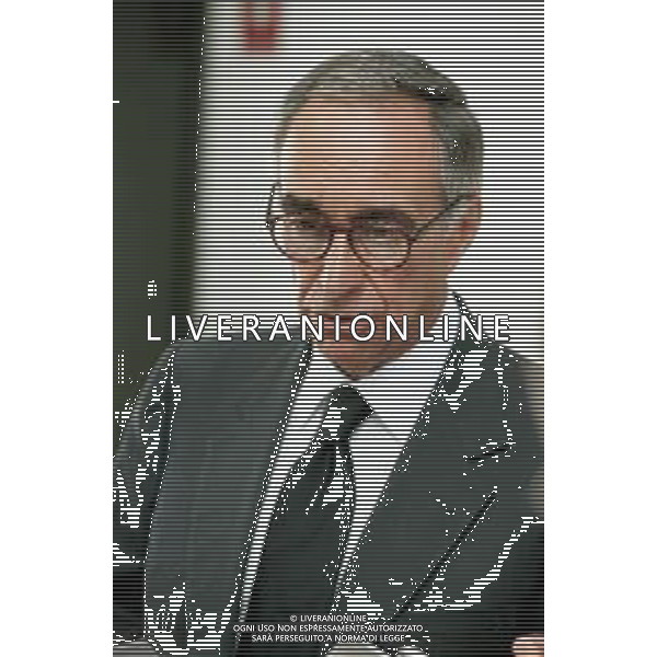 Neg- RETROSPETTIVA FRANCO CARRARO DIRIGENTE SPORTIVO E POLITICO NELLA FOTO FRANCO CARRARO PRESIDENTE FEDERCALCIO NELL\'ANNO 1999-2000 AG ALDO LIVERANI SAS 