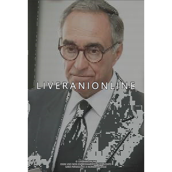 Neg- RETROSPETTIVA FRANCO CARRARO DIRIGENTE SPORTIVO E POLITICO NELLA FOTO FRANCO CARRARO PRESIDENTE FEDERCALCIO NELL\'ANNO 1999-2000 AG ALDO LIVERANI SAS 
