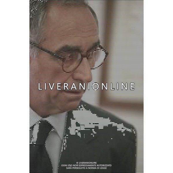 Neg- RETROSPETTIVA FRANCO CARRARO DIRIGENTE SPORTIVO E POLITICO NELLA FOTO FRANCO CARRARO PRESIDENTE FEDERCALCIO NELL\'ANNO 1999-2000 AG ALDO LIVERANI SAS 