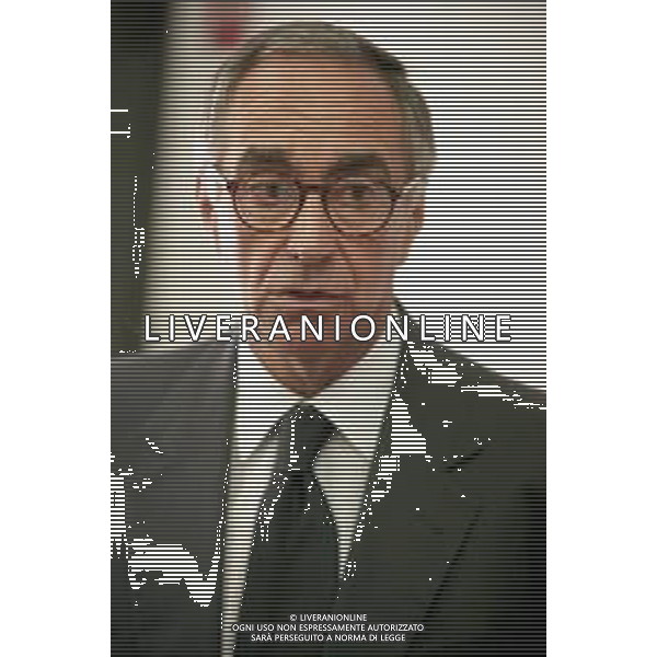 Neg- RETROSPETTIVA FRANCO CARRARO DIRIGENTE SPORTIVO E POLITICO NELLA FOTO FRANCO CARRARO PRESIDENTE FEDERCALCIO NELL\'ANNO 1999-2000 AG ALDO LIVERANI SAS 