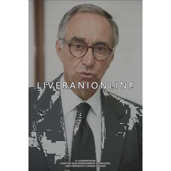 Neg- RETROSPETTIVA FRANCO CARRARO DIRIGENTE SPORTIVO E POLITICO NELLA FOTO FRANCO CARRARO PRESIDENTE FEDERCALCIO NELL\'ANNO 1999-2000 AG ALDO LIVERANI SAS 