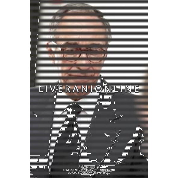 Neg- RETROSPETTIVA FRANCO CARRARO DIRIGENTE SPORTIVO E POLITICO NELLA FOTO FRANCO CARRARO PRESIDENTE FEDERCALCIO NELL\'ANNO 1999-2000 AG ALDO LIVERANI SAS 