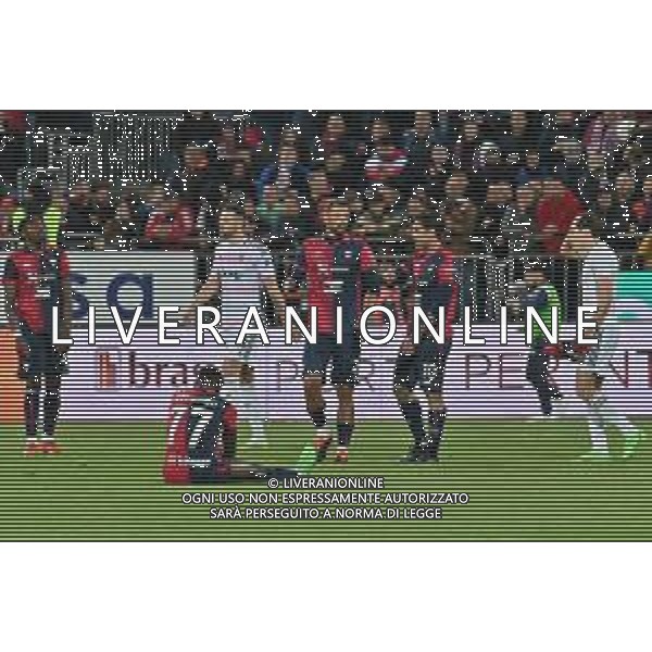 19-4-2024. Cagliari calcio-Juventus F.C. 33° giornata campionato calcio italiano Serie A 2023/2024, stadio Unipol Domus Cagliari. Foto Salvatore Moi/Agenzia Aldo Liverani s.as. Nella foto: Antoine Makoumbou Cagliari, Federico Gatti Juventus, Nocolas Viola Cagliari ©SALVATORE MOI / AGENZIA ALDO LIVERANI SAS 