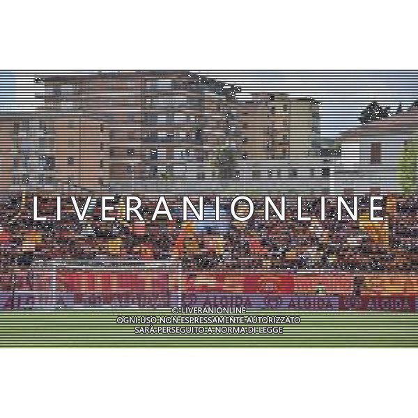 Catanzaro vs Cremonese - Campionato di calcio Serie BKT 2023/2024 - Stadio Nicola Ceravolo. Nella foto: Tifosi Catanzaro ©Andrea Rosito / AGENZIA ALDO LIVERANI SAS