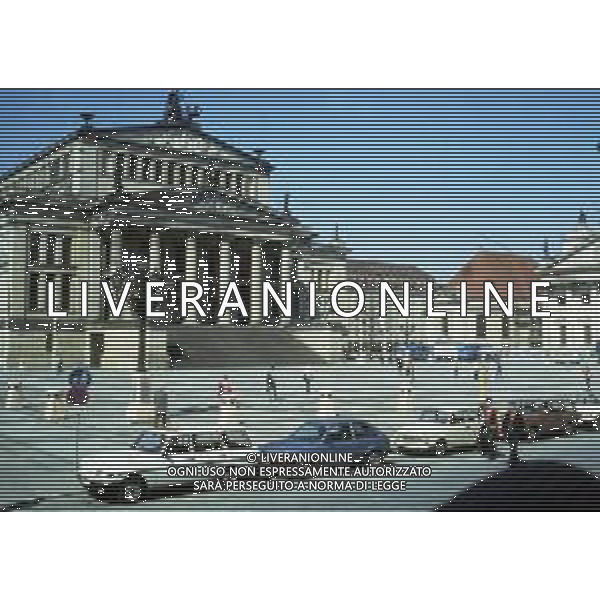 DIAP-BERLINO EST NELLA FOTO BERLINO EST AG ALDO LIVERANI SAS
